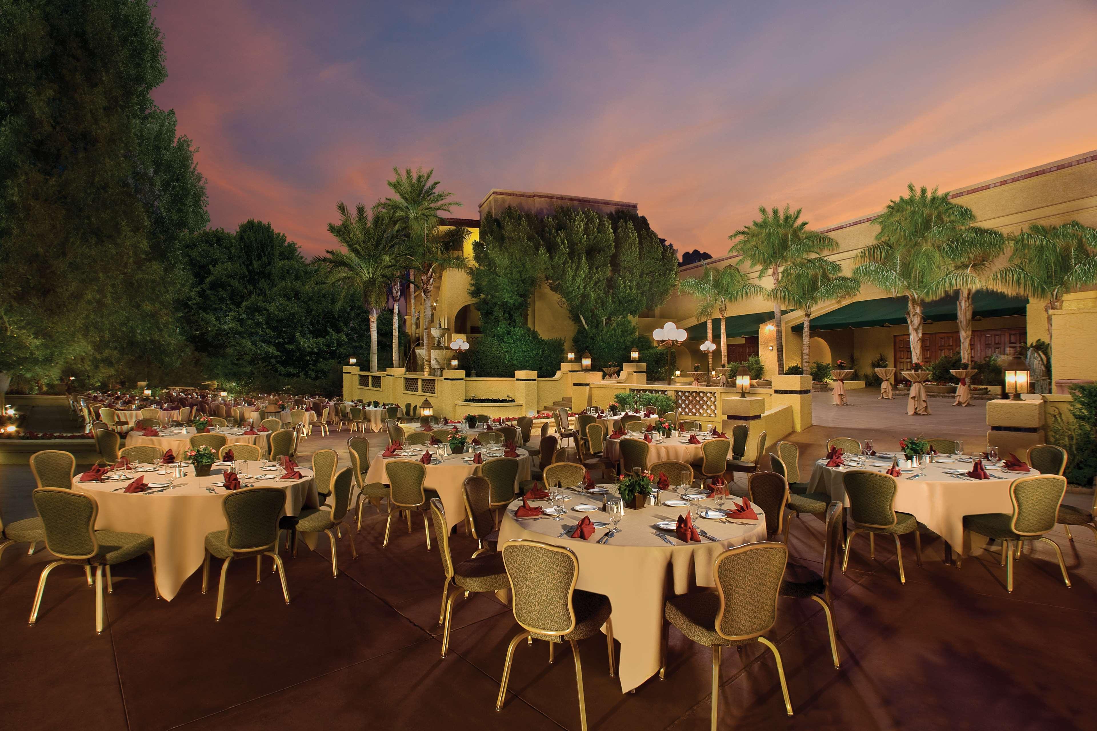Hilton Phoenix Tapatio Cliffs Resort Restoran foto