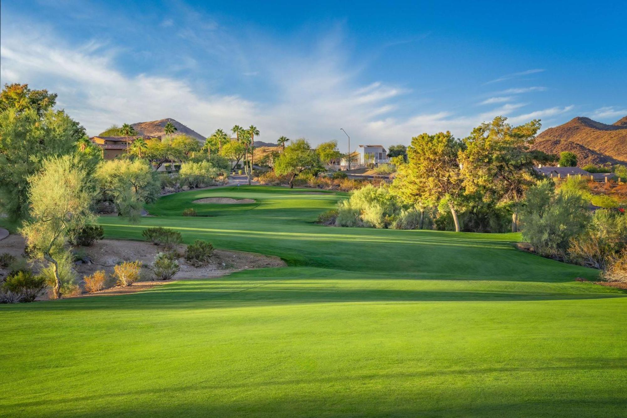 Hilton Phoenix Tapatio Cliffs Resort Bagian luar foto