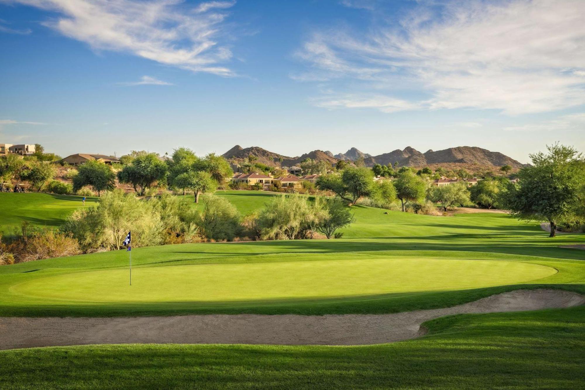 Hilton Phoenix Tapatio Cliffs Resort Bagian luar foto